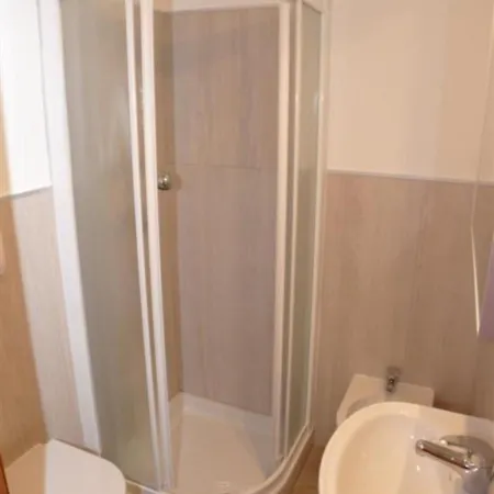 Three-storey For 10 Guests In Apartment